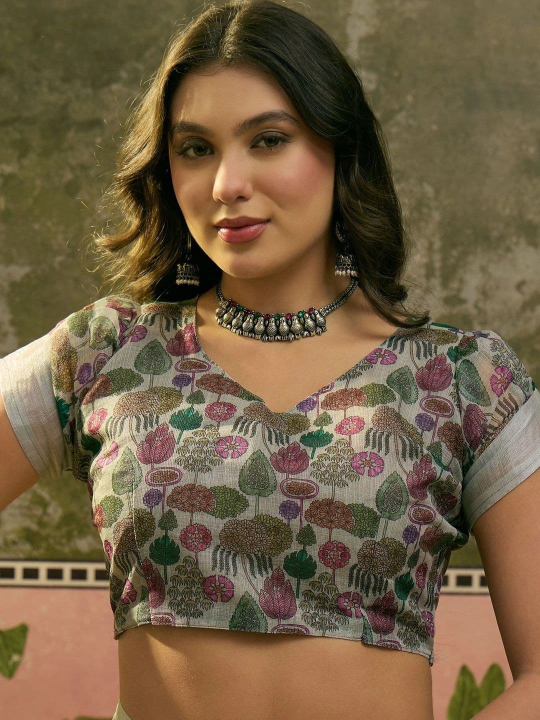 Suha Floral Saree thumbnail 3