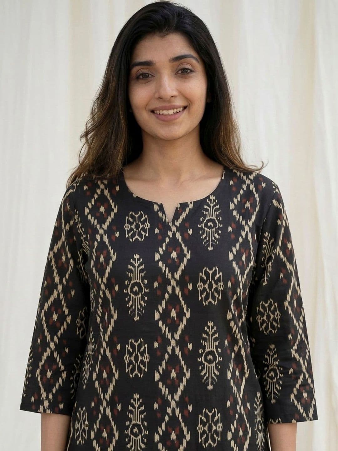 Meena Bazaar Women Printed Regular Kurti with Trousers thumbnail 5
