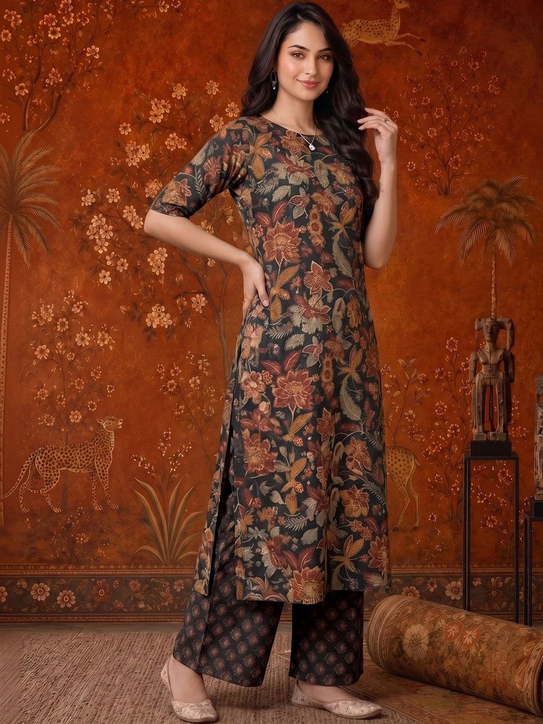 Sangria Women Floral Printed Regular Kurta with Palazzos thumbnail 5