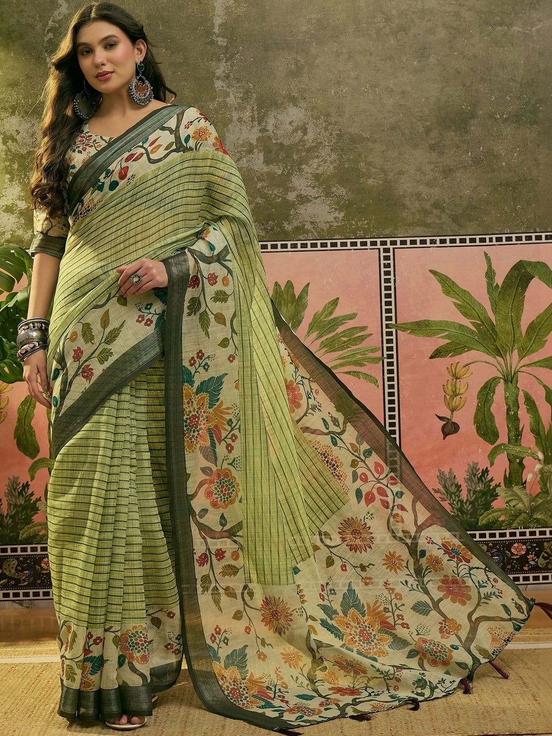 Suha Floral Saree - view 1