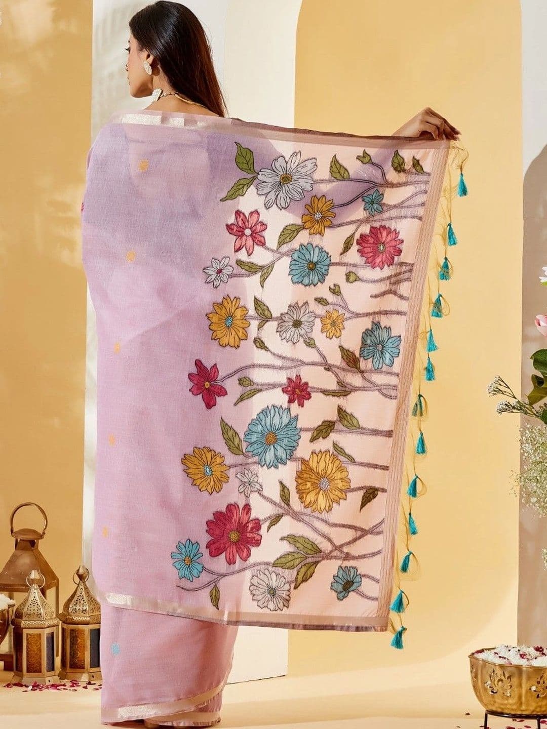 kasee Floral Designer Saree thumbnail 3