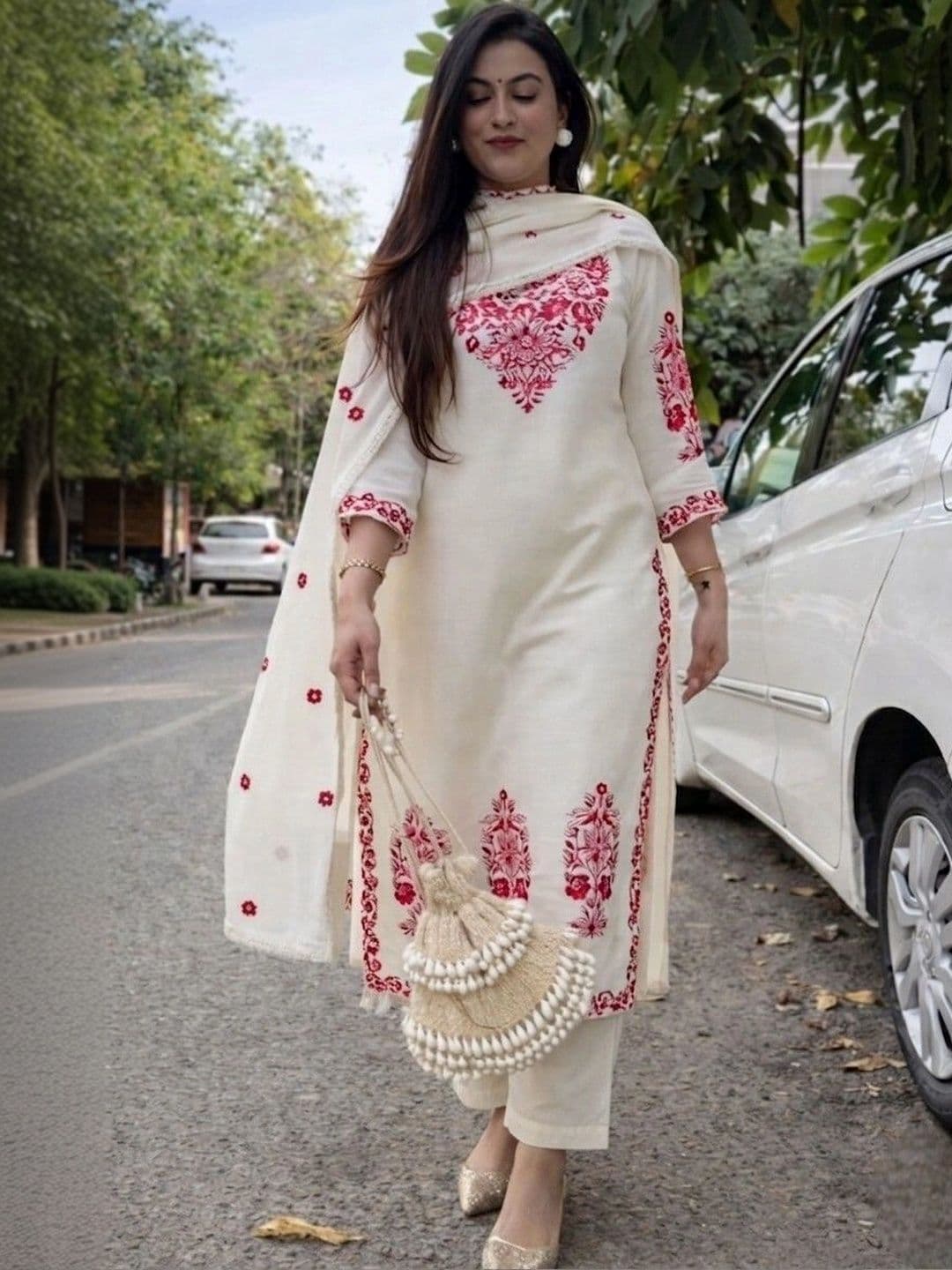 UDBHAV EXPORT Women Ethnic Motifs Embroidered Regular Thread Work Kurta ,Trousers ,Dupatta thumbnail 5