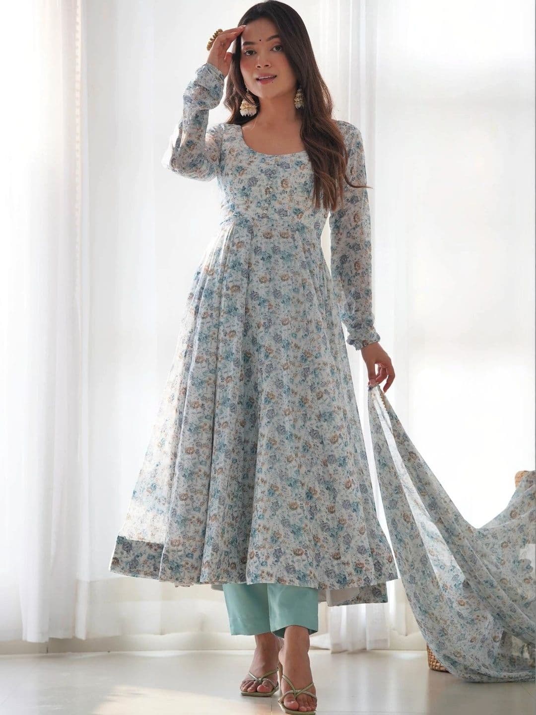 PALMIRA Women Floral Printed Empire Kurta with Trousers & With Dupatta thumbnail 4