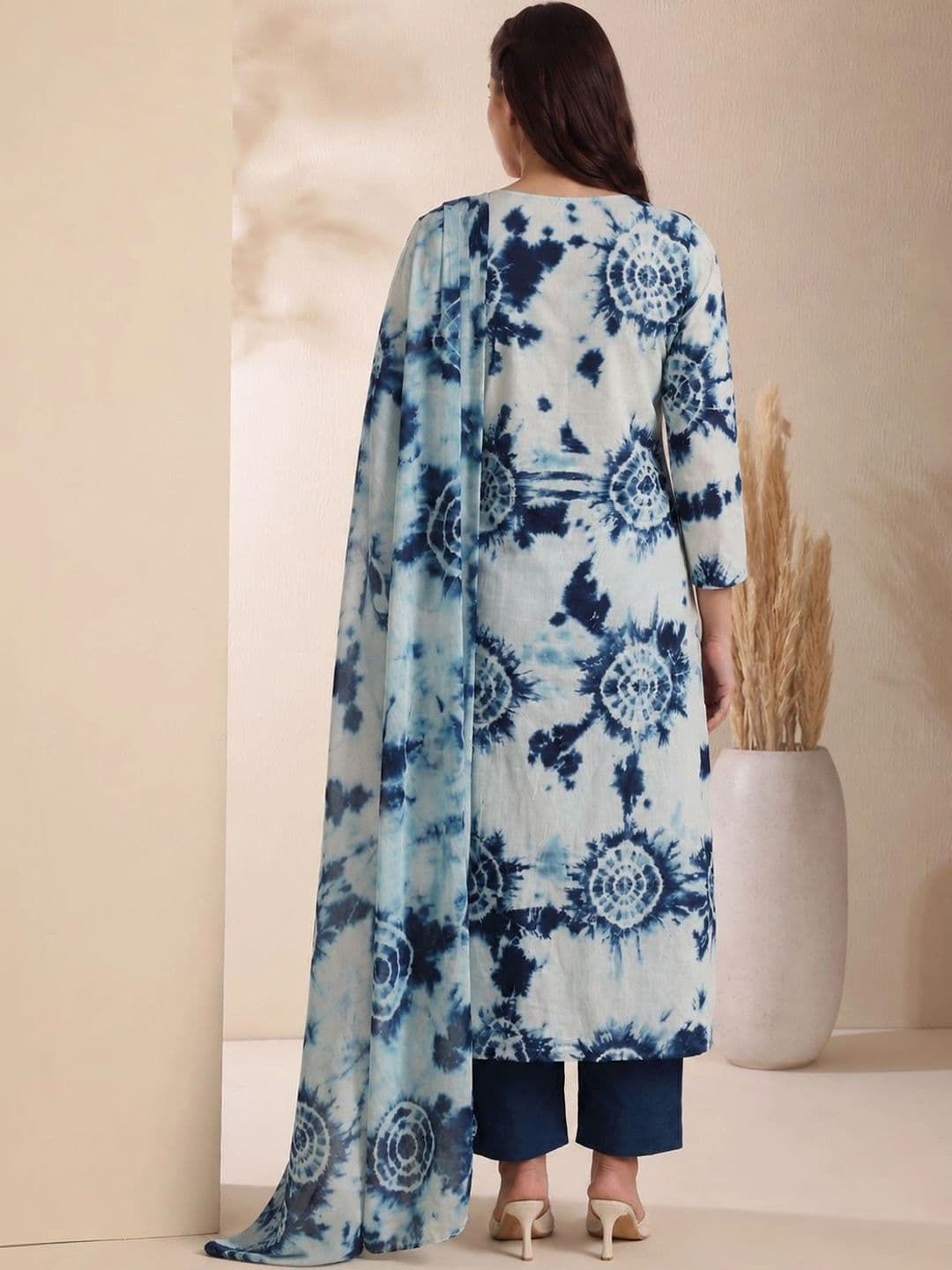 Sangria Women Dyed Regular Kurta with Trousers & With Dupatta thumbnail 4