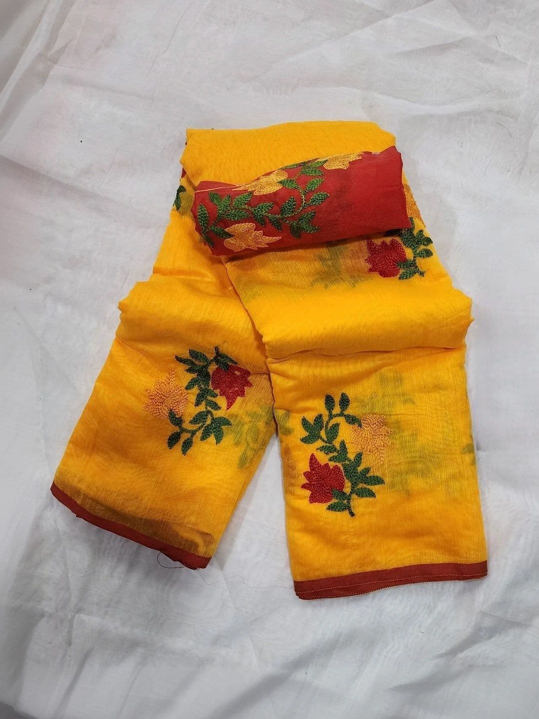 RENBRIZA Embroidered Organza Saree thumbnail 4