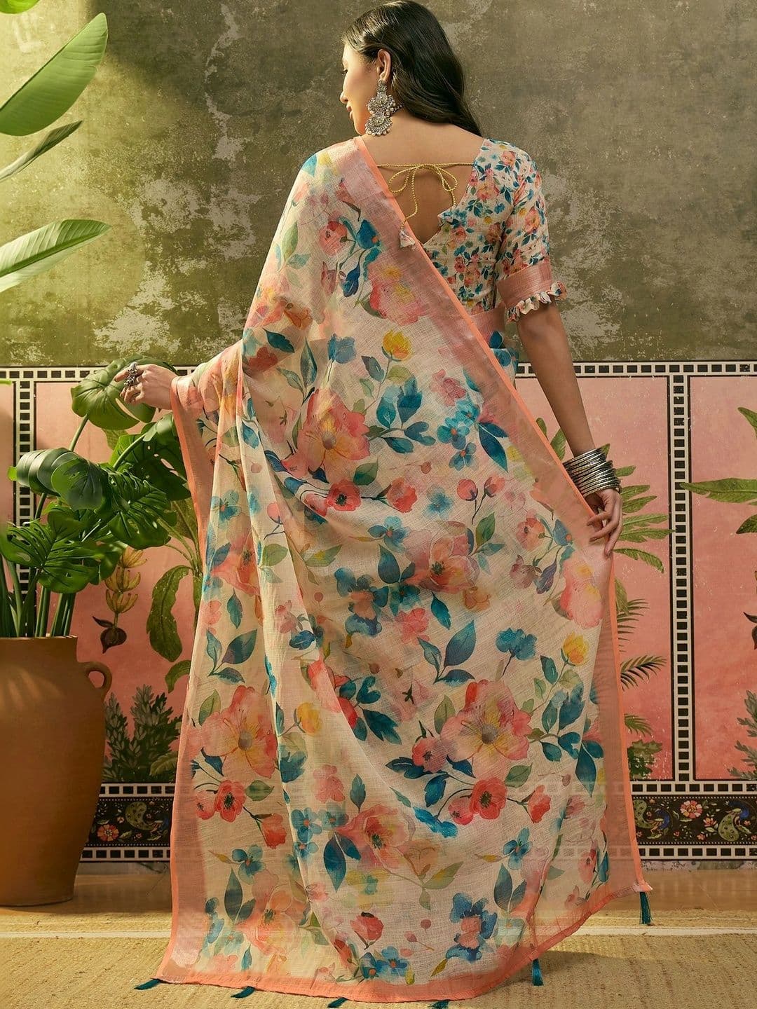 Suha Floral Saree thumbnail 6