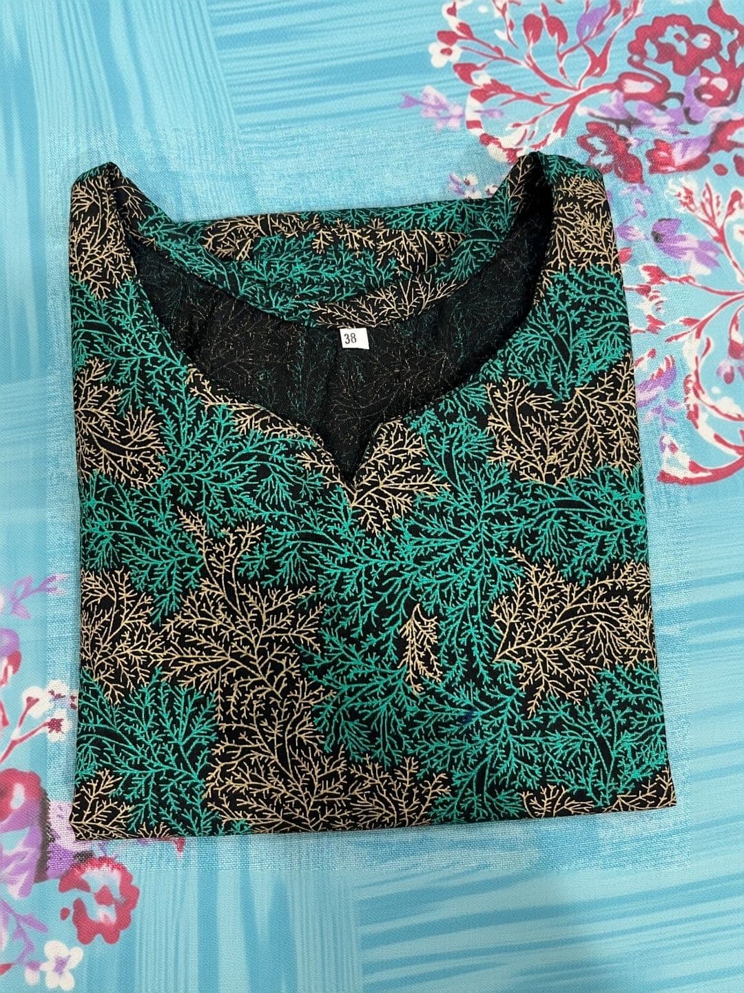 Khasmuda Attire Women Ethnic Motifs Printed Regular Pure Cotton Kurti with Trousers thumbnail 4