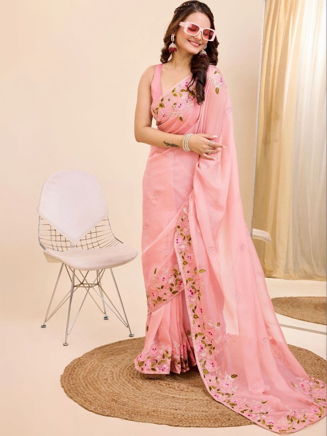 akhodalkrp Floral Embroidered Net Saree thumbnail 2