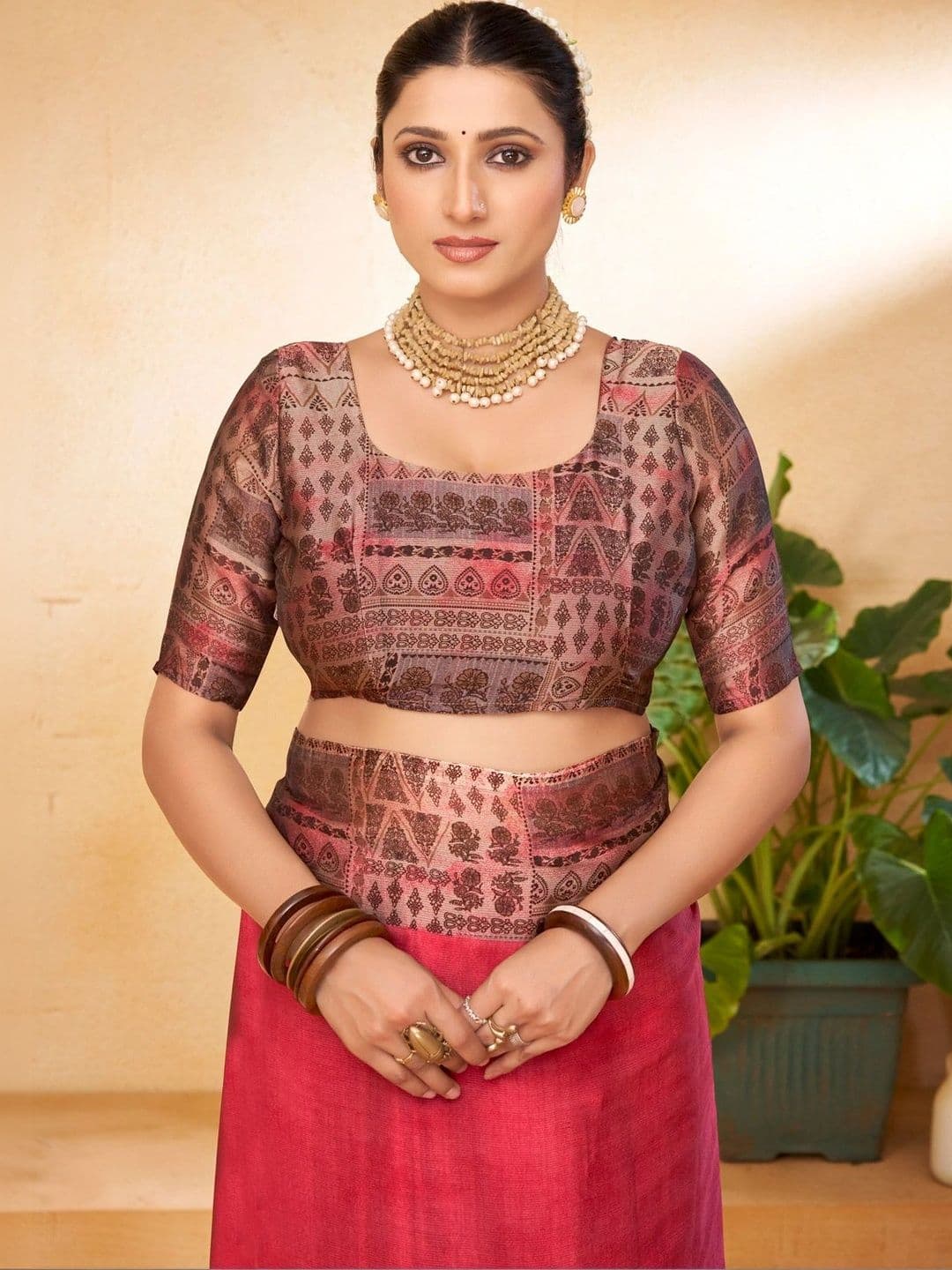 Vipul Pure Chiffon Designer Saree thumbnail 4