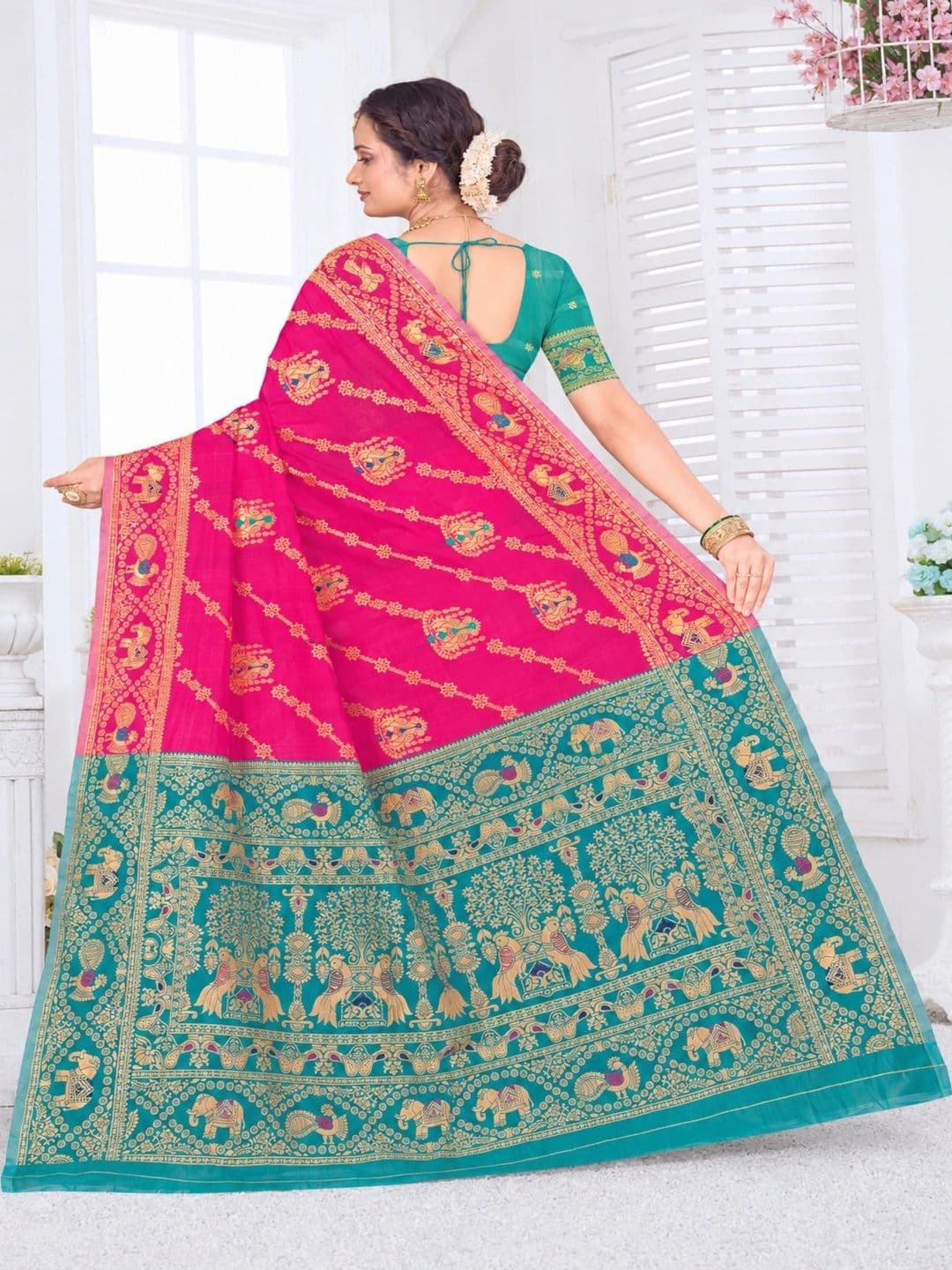 Dimaxi Vastra Woven Design Zari Silk Blend Kota Saree thumbnail 5