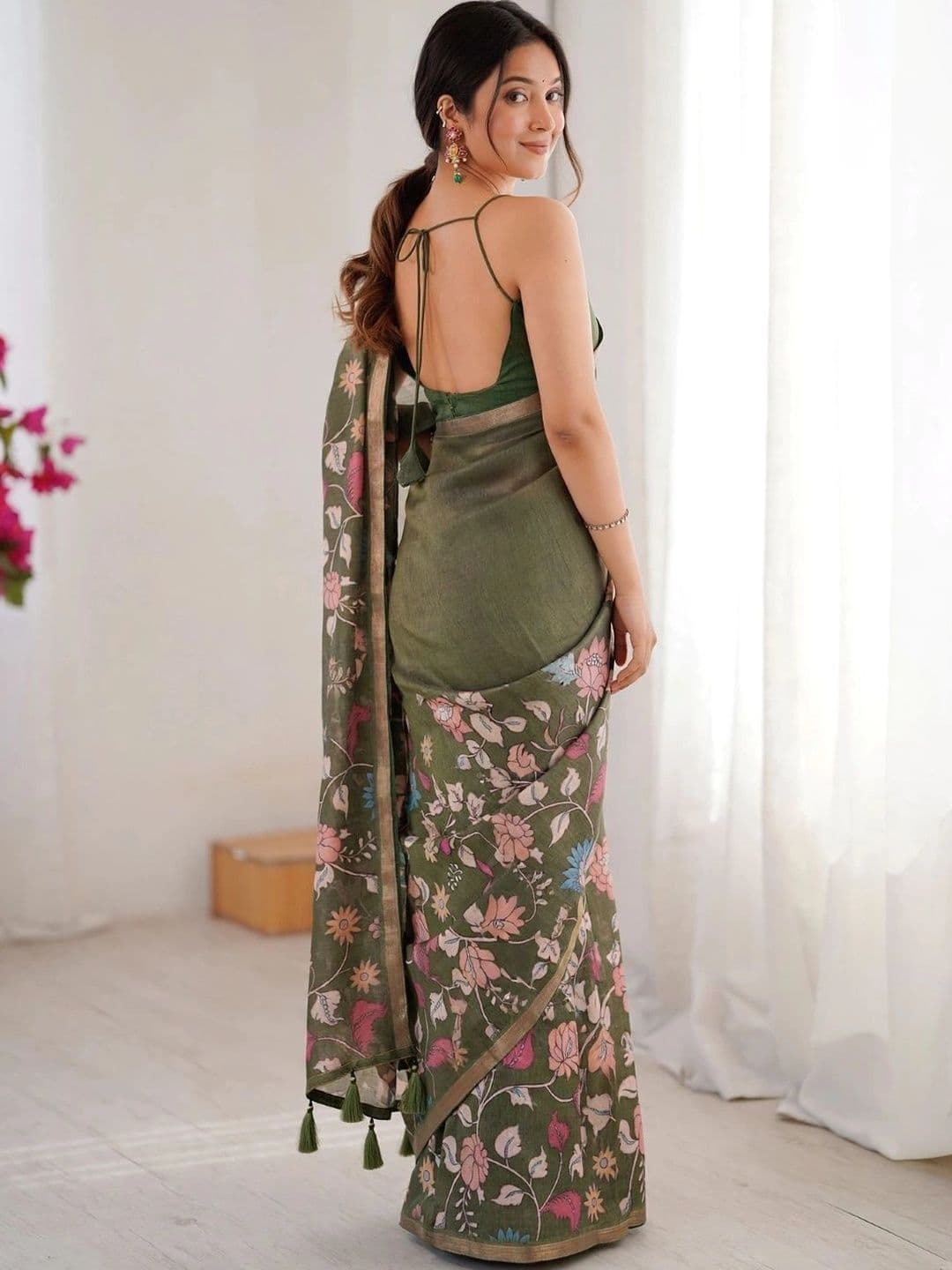SAMANTHA Floral Zari Linen Blend Fusion Khadi Saree thumbnail 6
