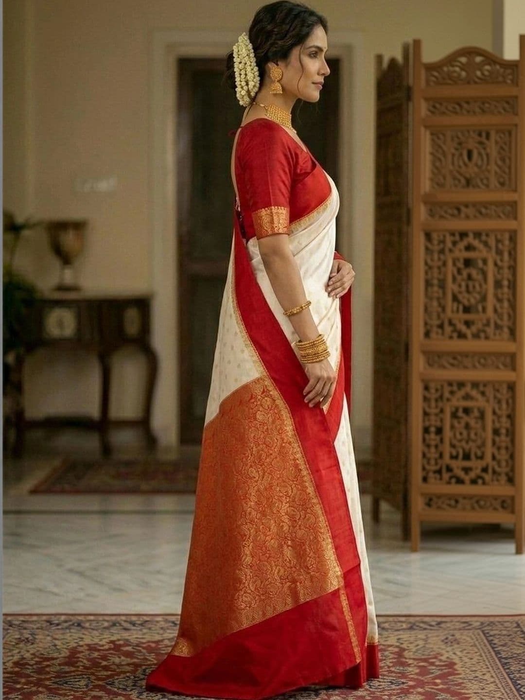 Silk Loomluxe Art Silk Saree thumbnail 2