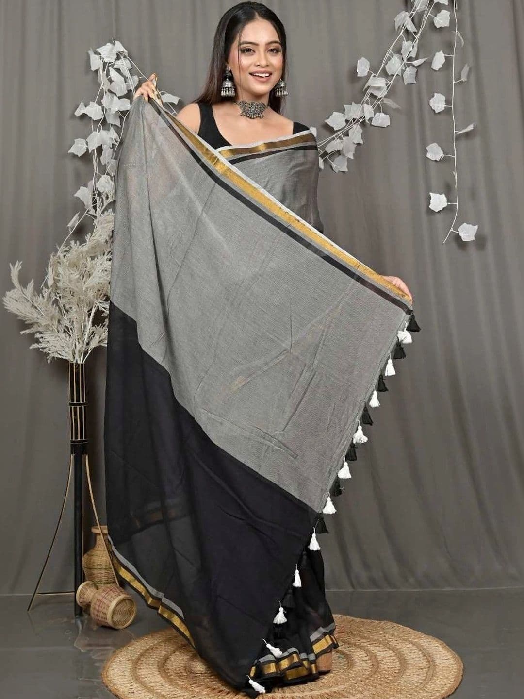 RoyBoni Pure Cotton Taant Saree thumbnail 5