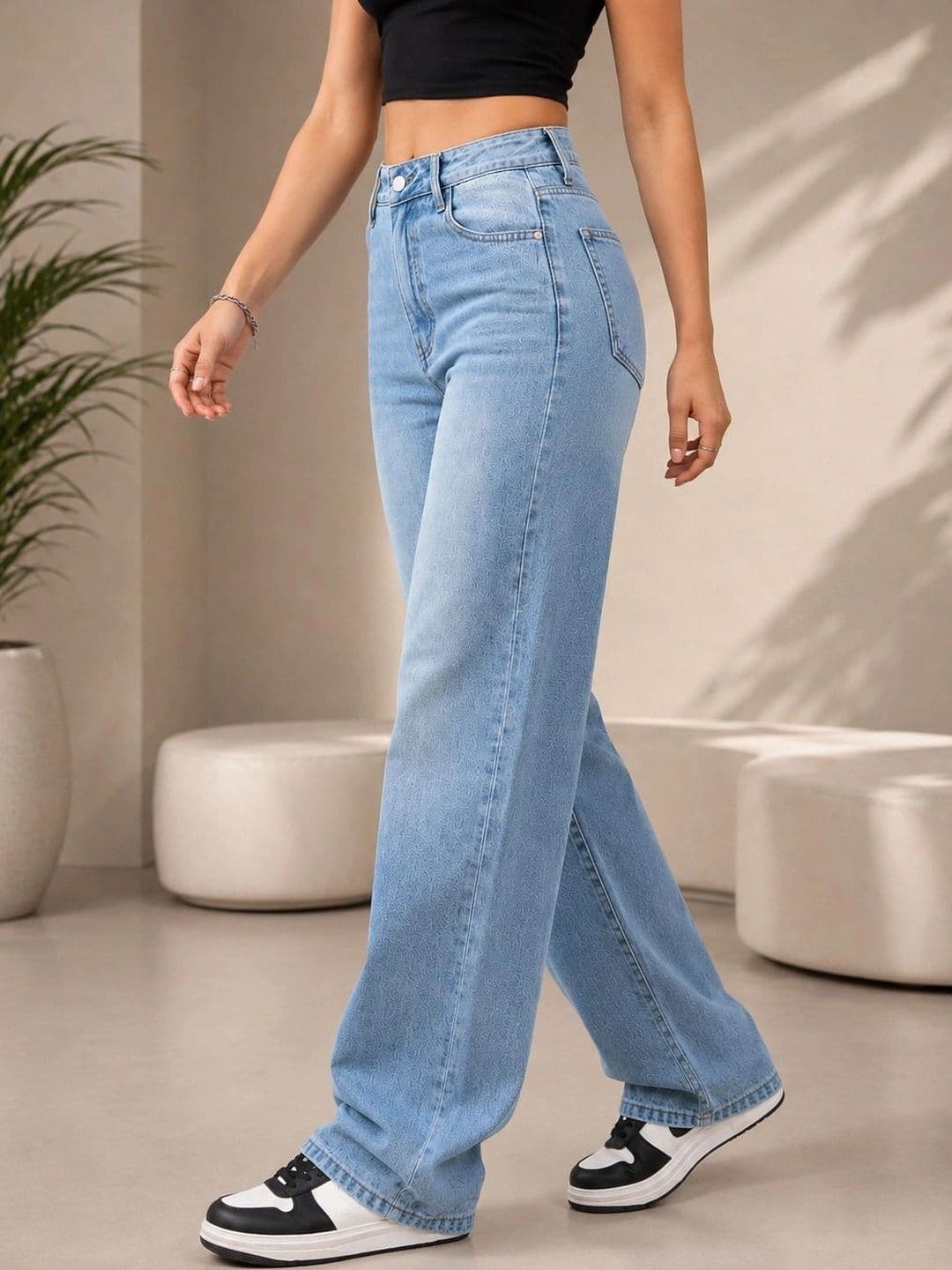 DENIMLOOK Women Flared High-Rise Light Fade Jeans thumbnail 3