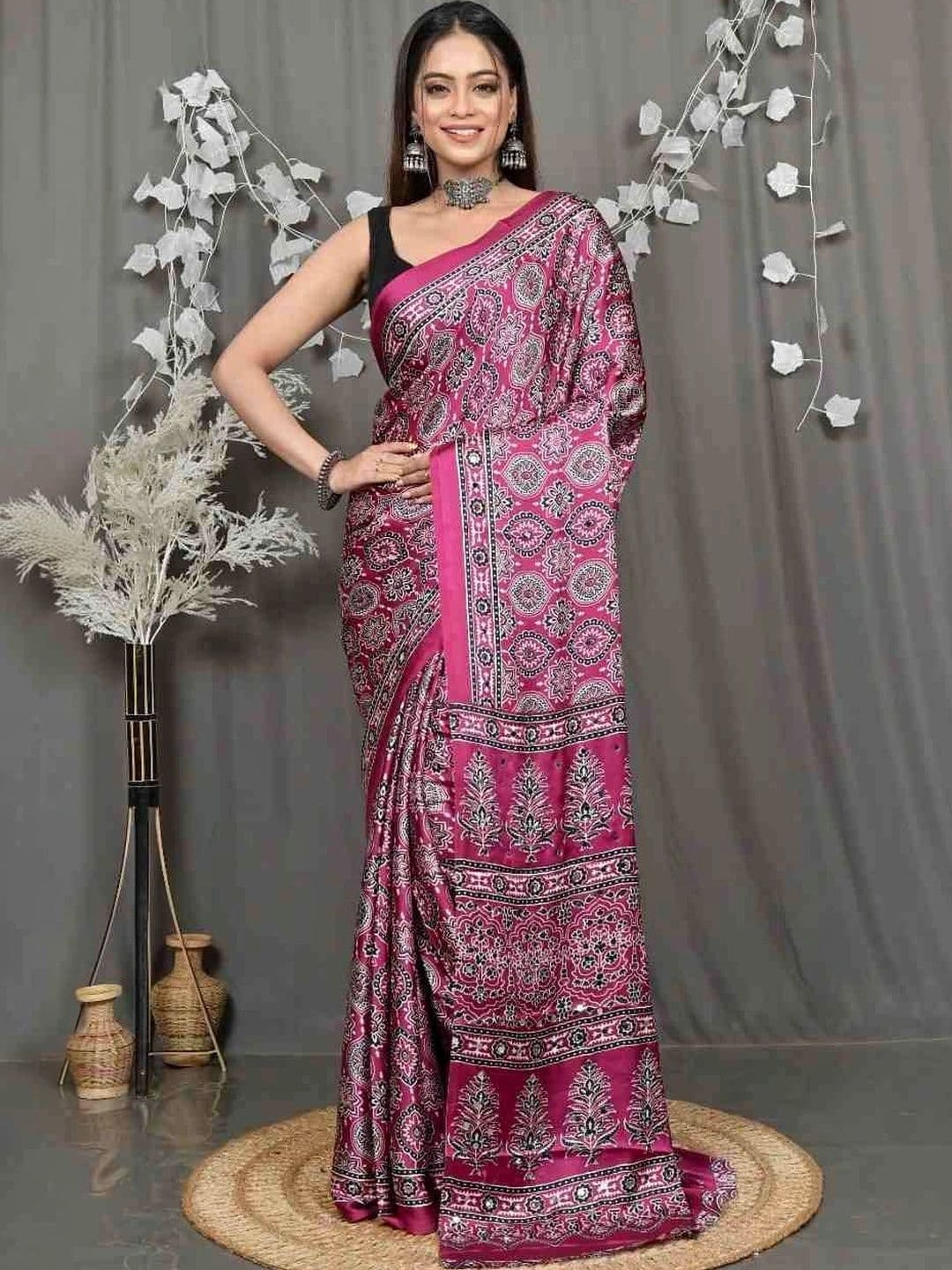 RoyBoni Women Pure Cotton Taant Saree - view 1