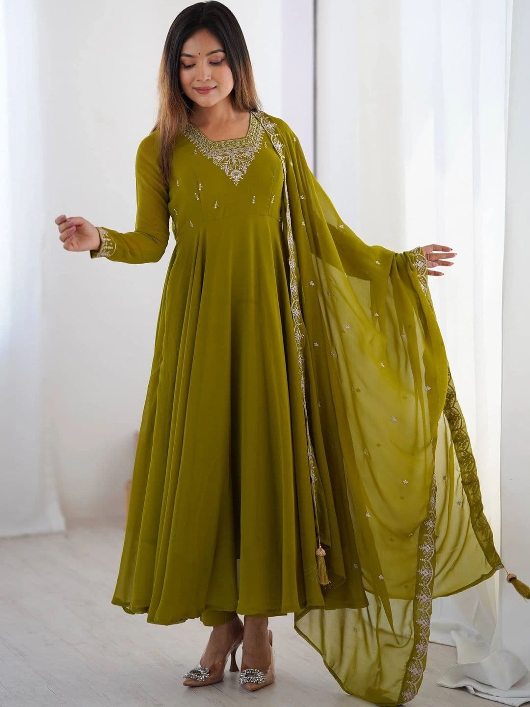 SAJAVAT ETHENIC WEAR Women Ethnic Motifs Embroidered Regular Kurta with Trousers & With Dupatta - view 1