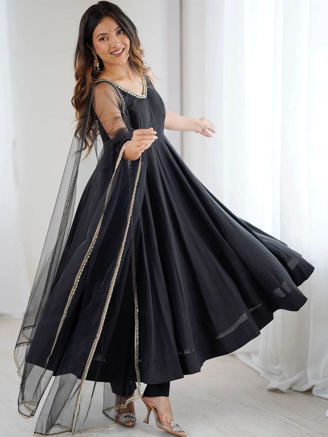SAJAVAT ETHENIC WEAR Women Regular Chanderi Silk Kurta with Trousers & With Dupatta thumbnail 5