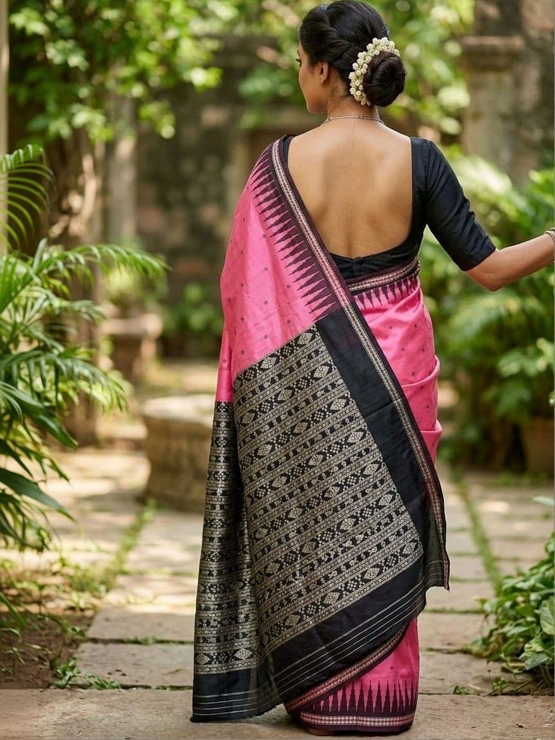 Silk Loomluxe Art Silk Sambalpuri Saree thumbnail 2