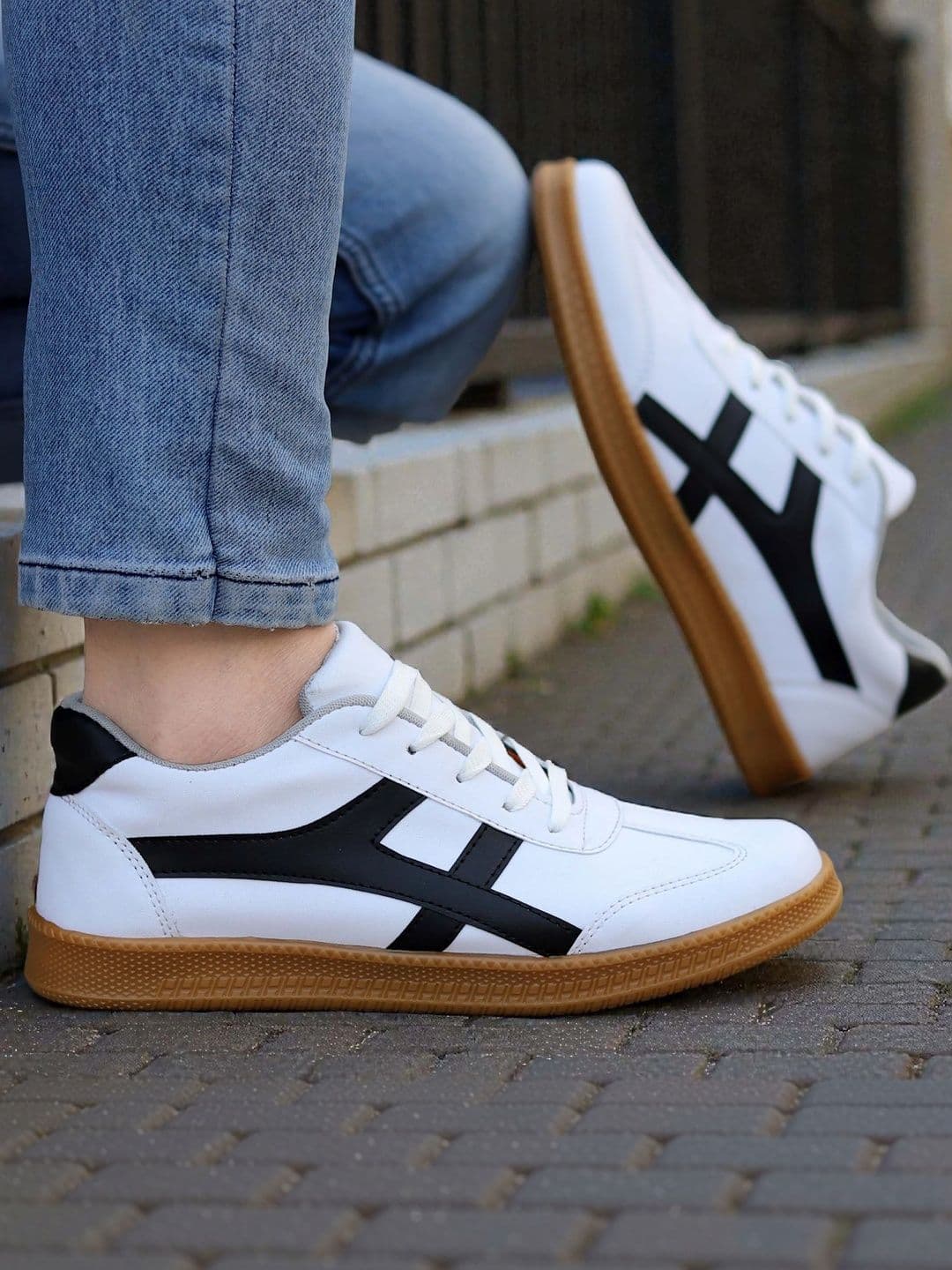 ANJRS Men Colourblocked Sneakers - view 1