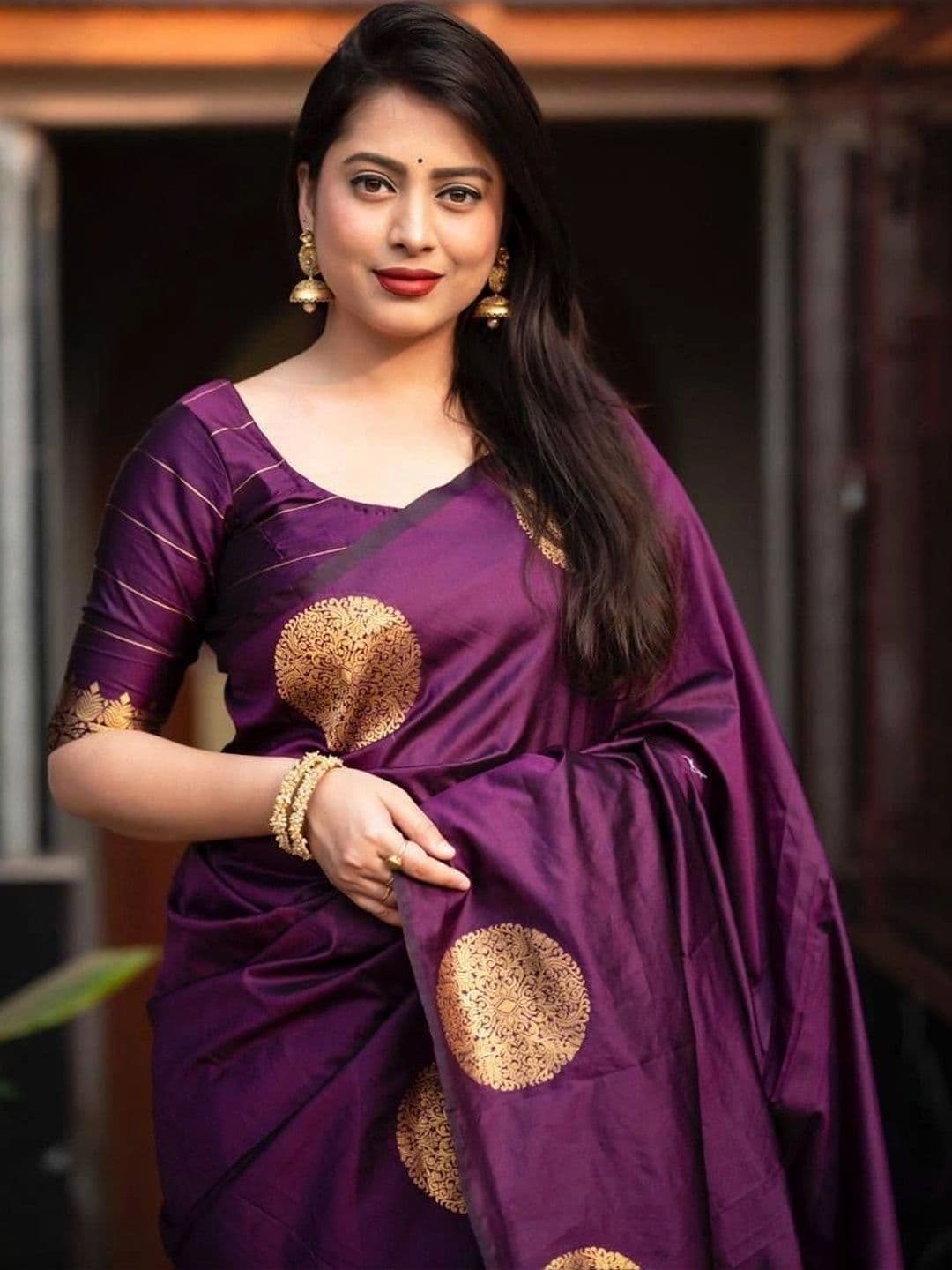 revika Woven Design Zari Art Silk Designer Kanjeevaram Saree thumbnail 4