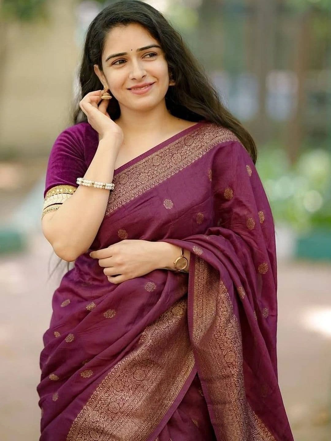 revika Woven Design Zari Art Silk Designer Kanjeevaram Saree thumbnail 4