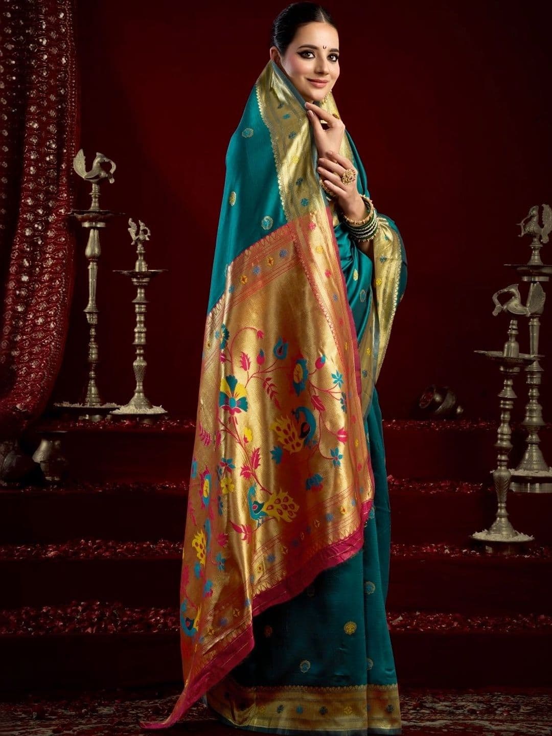 BORAD FASHION Woven Design Zari Silk Blend Designer Paithani Saree thumbnail 4
