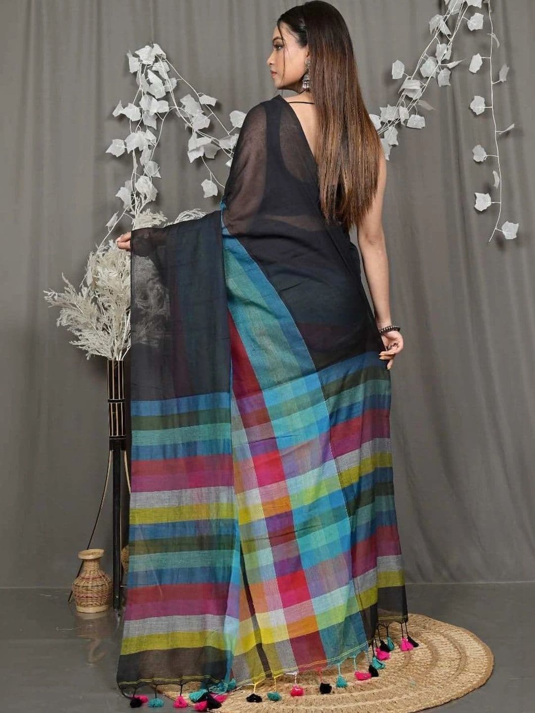 RoyBoni Striped Pure Cotton Taant Saree thumbnail 2