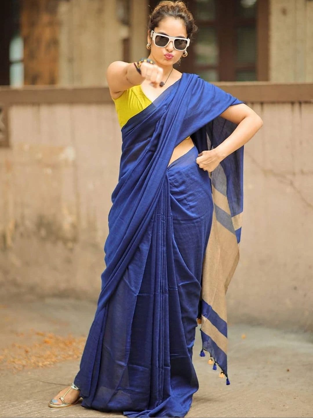 revika Striped Art Silk Designer Kanjeevaram Saree - view 1