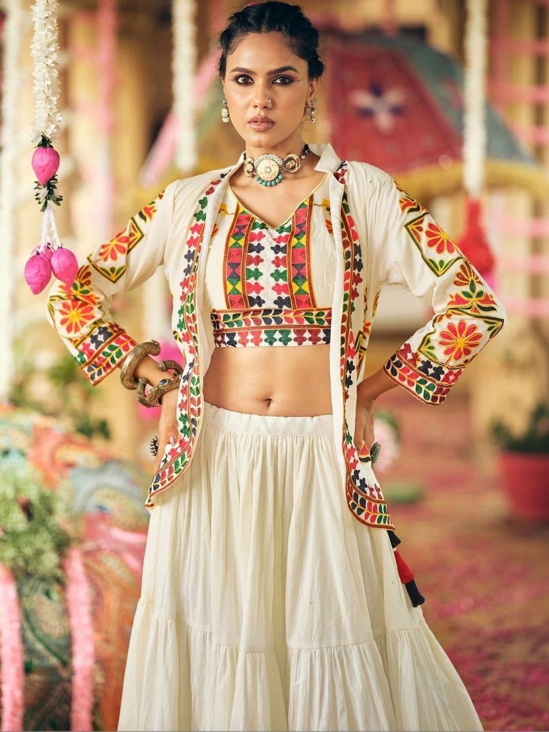 Sangria Embroidered Thread Work Ready to Wear Lehenga & thumbnail 2