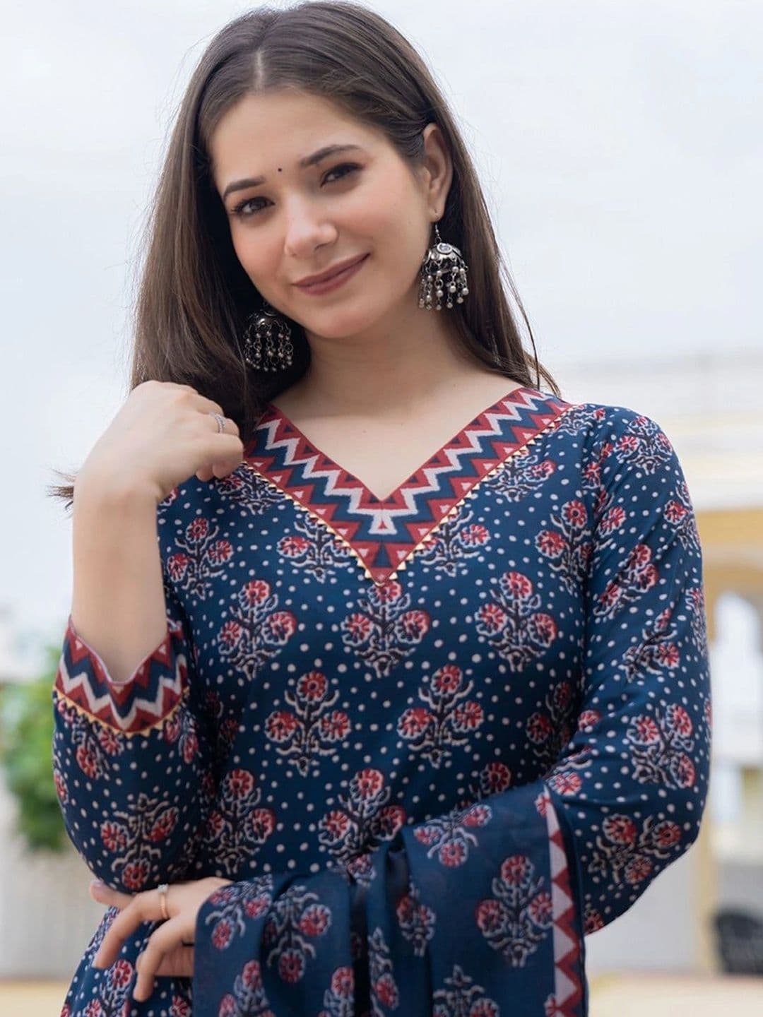 all about you Women Ethnic Motifs Printed Regular Kurta with Trousers & With Dupatta thumbnail 2