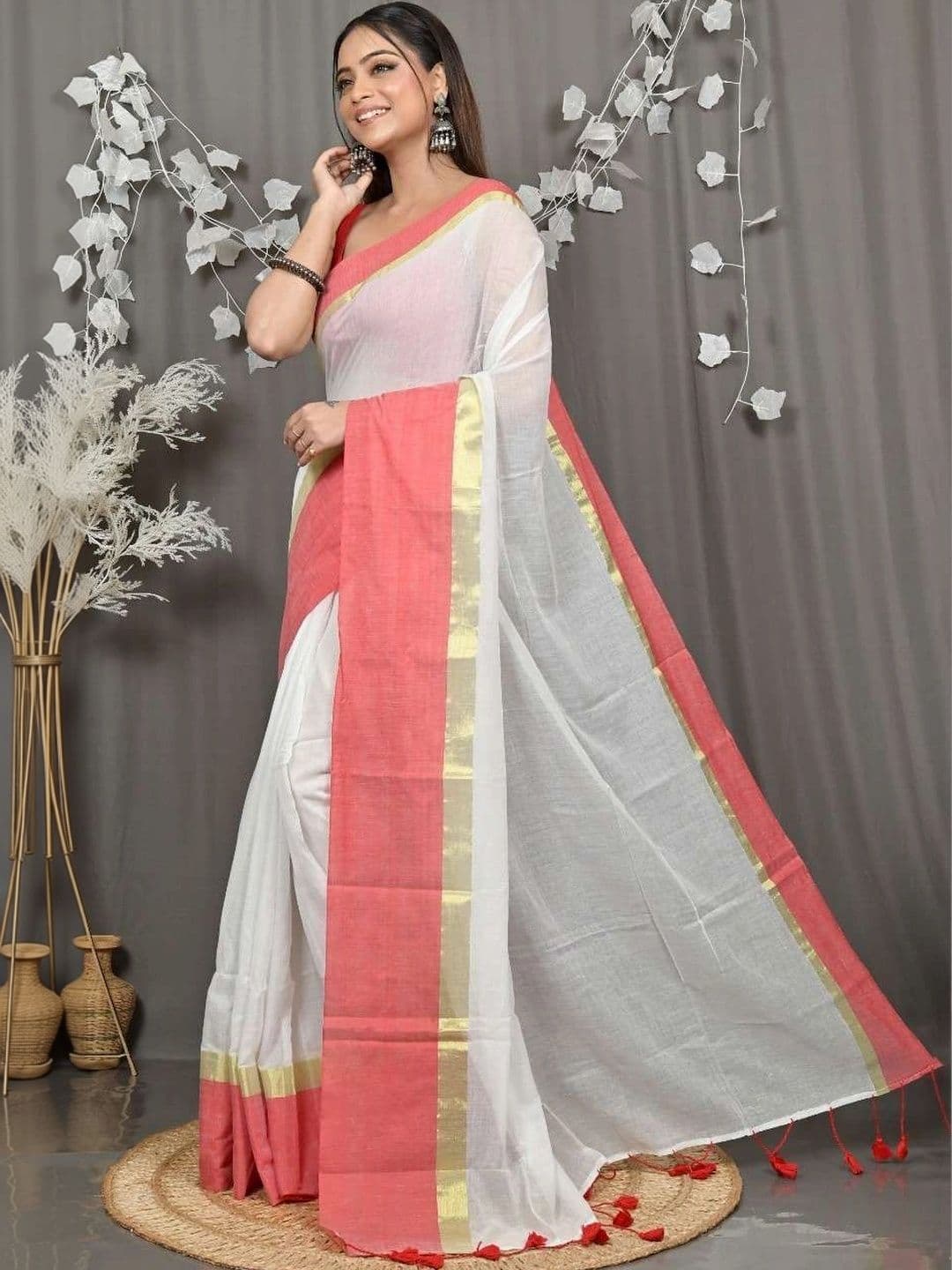 RoyBoni Pure Cotton Taant Saree thumbnail 3