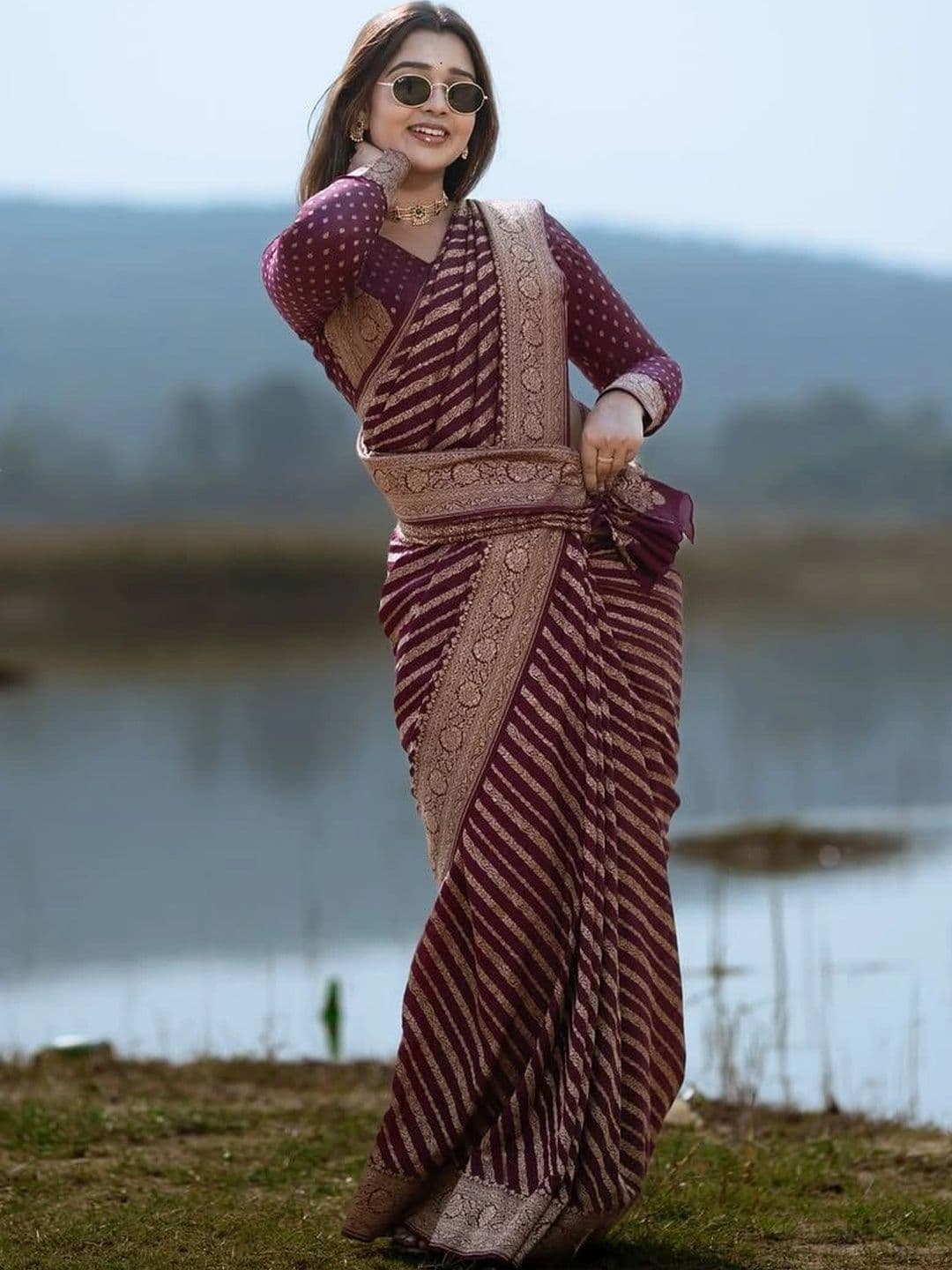 HERE&NOW Woven Design Zari Silk Blend Banarasi Saree - view 1