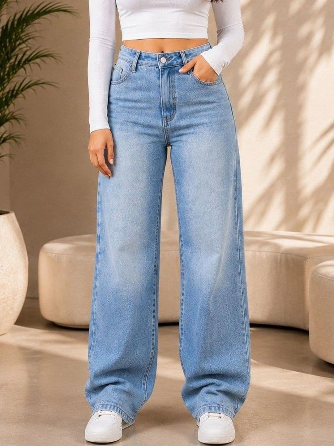 DENIMLOOK Women High-Rise Light Fade Jeans thumbnail 5