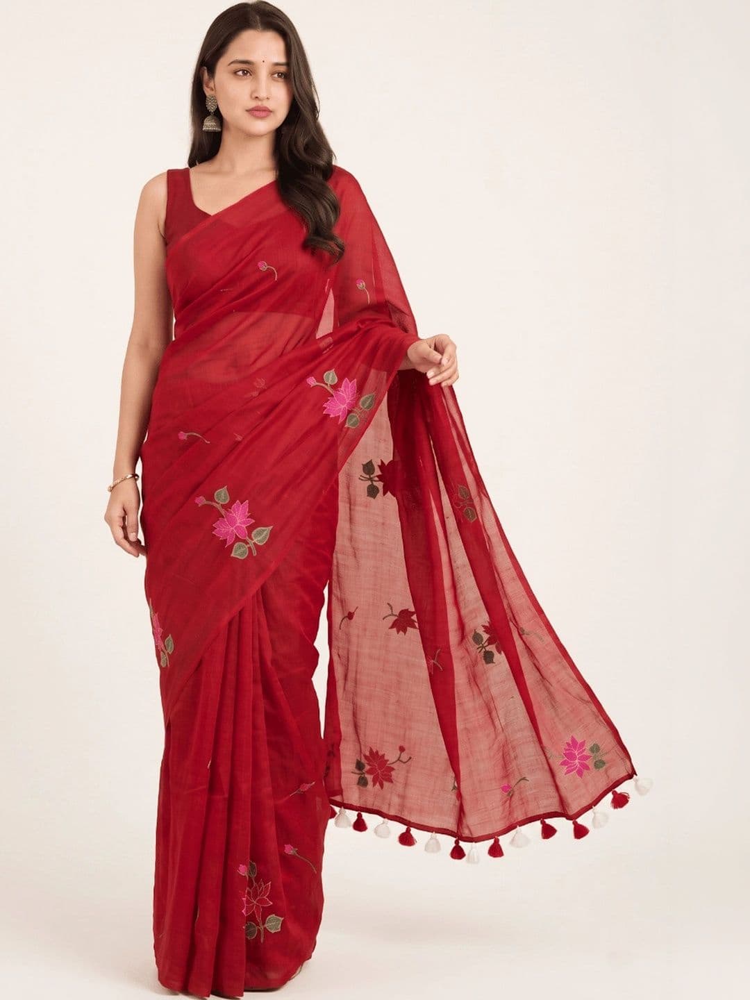 Aparna women Floral Embroidered Pure Cotton Saree thumbnail 4