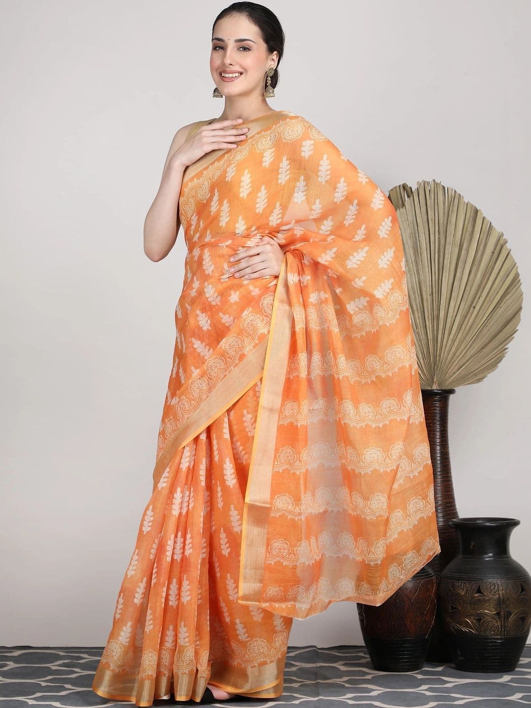 Tantvi By Prakuviri Linen Blend Saree thumbnail 6