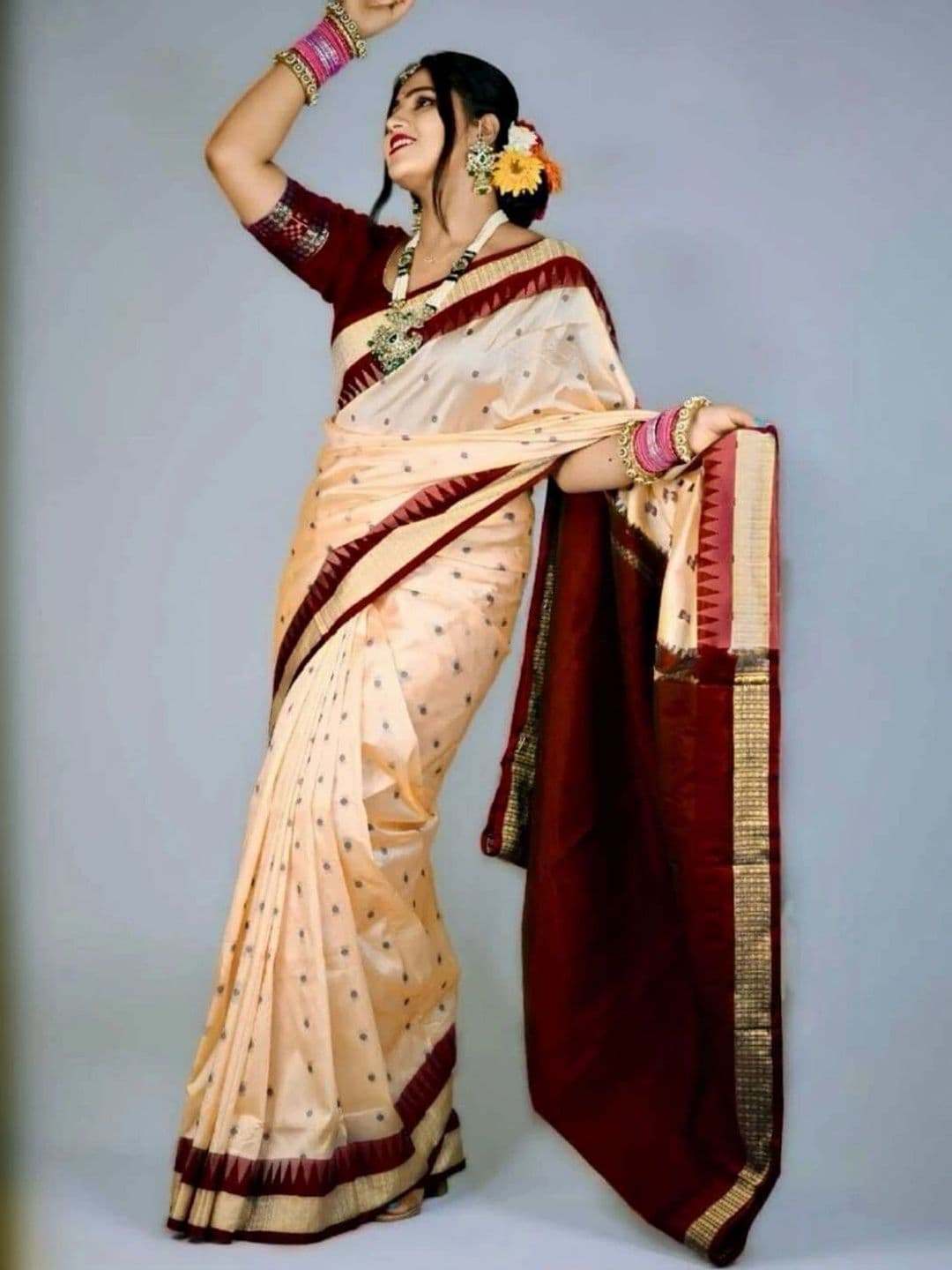 Silk Loomluxe Woven Design Zari Art Silk Sambalpuri Saree thumbnail 2