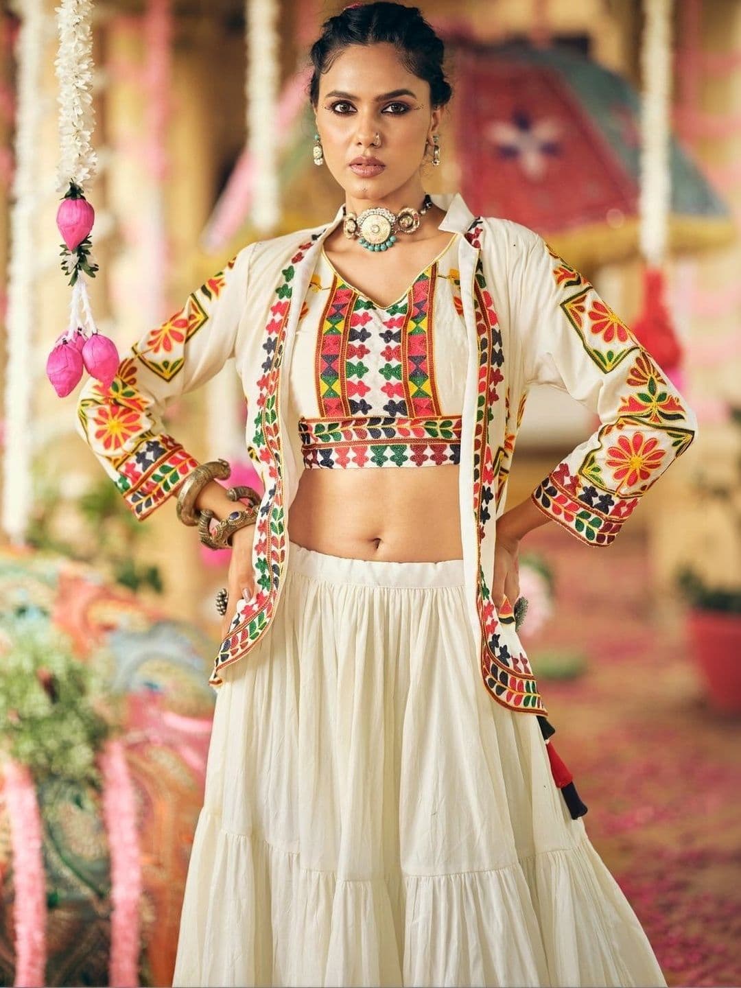 DAYLOOM Embroidered Thread Work Ready to Wear Lehenga & thumbnail 4
