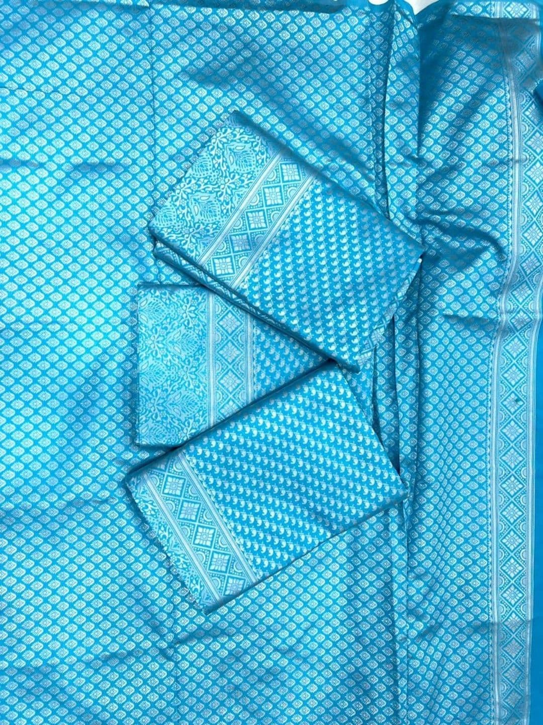revika Woven Design Zari Art Silk Designer Kanjeevaram Saree thumbnail 5