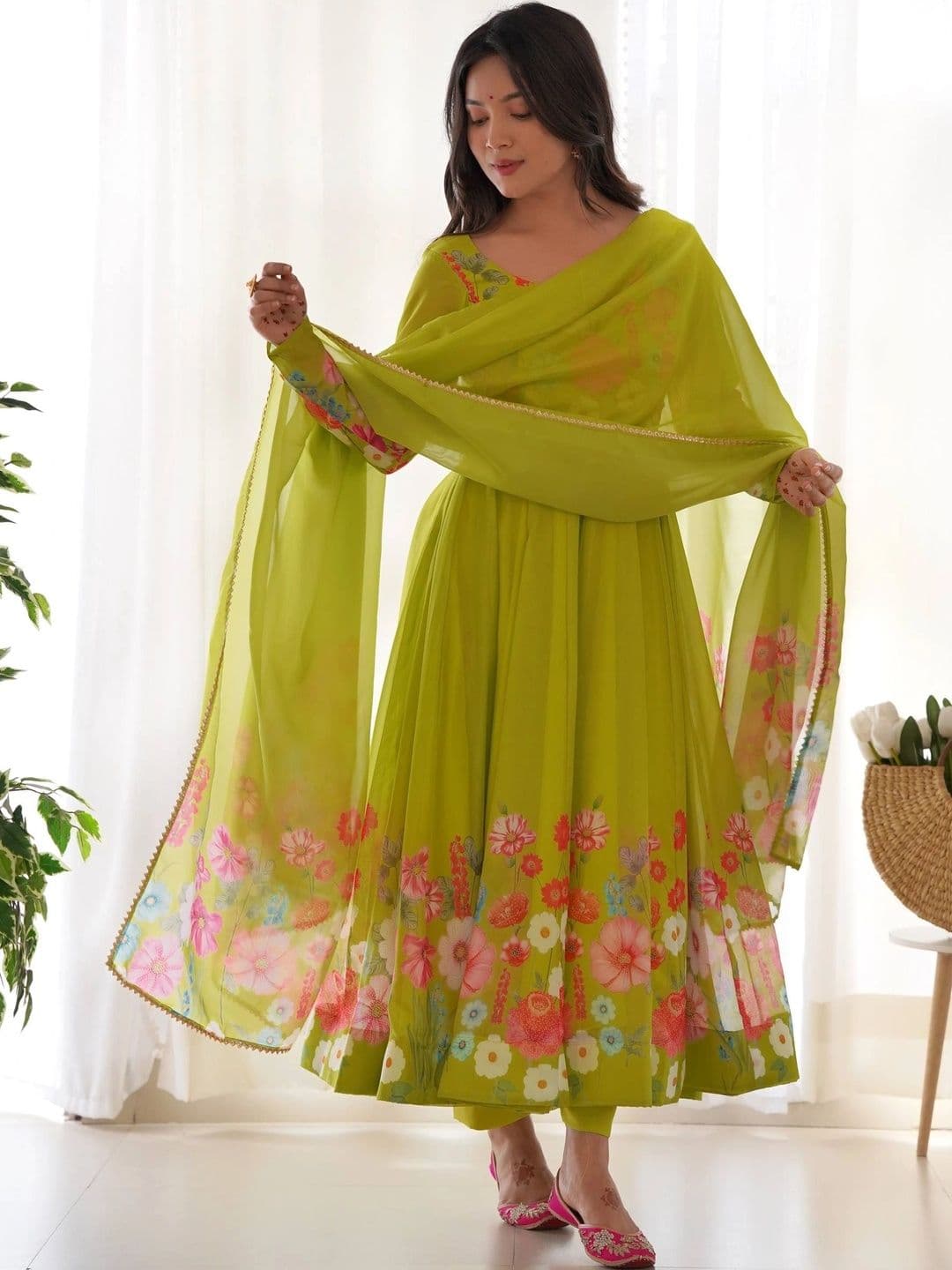 SAJAVAT ETHENIC WEAR Women Floral Printed Empire Kurta with Trousers & With Dupatta thumbnail 2