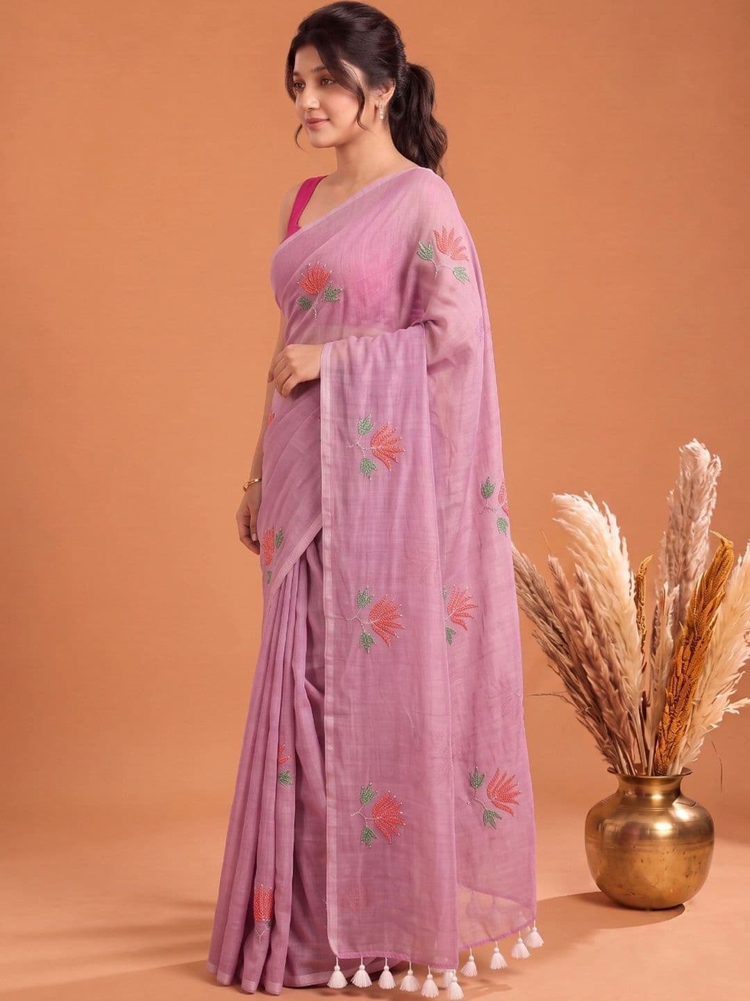 Aparna Floral Embroidered Pure Cotton Saree thumbnail 4