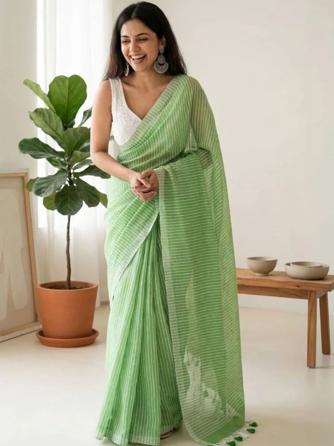 MISS WEARS Striped Saree - view 1