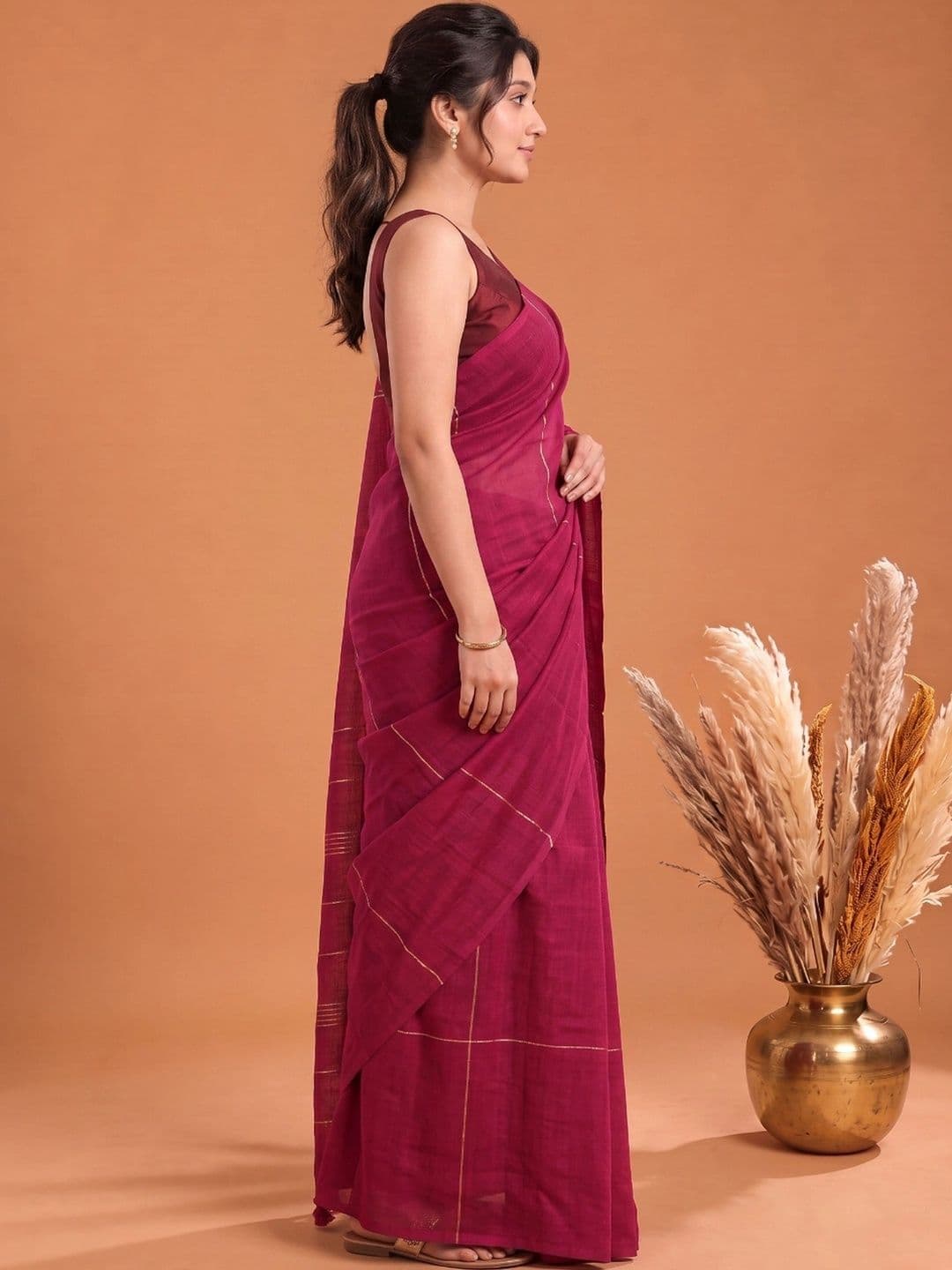 Aparna Striped Zari Pure Cotton Saree thumbnail 5