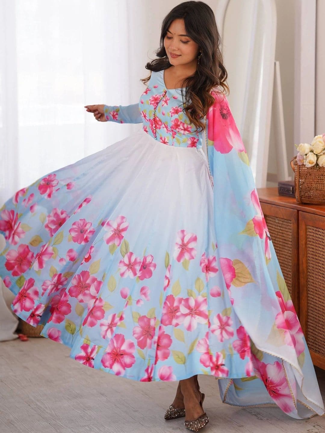 SAJAVAT ETHENIC WEAR Women Floral Printed Empire Kurta with Trousers & With Dupatta thumbnail 7