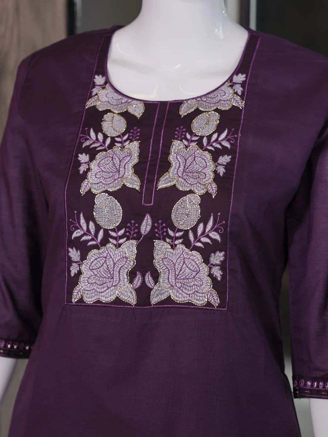 VASTRAHOUSE Women Ethnic Motifs Embroidered Regular Thread Work Kurta with Palazzos thumbnail 3