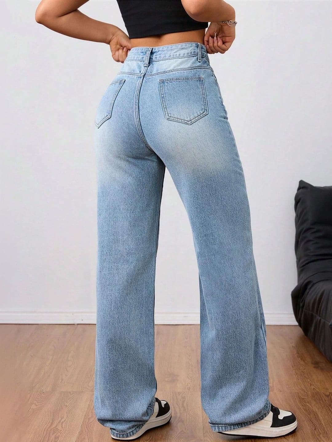 DENIMLOOK Women Flared High-Rise Light Fade Jeans thumbnail 4