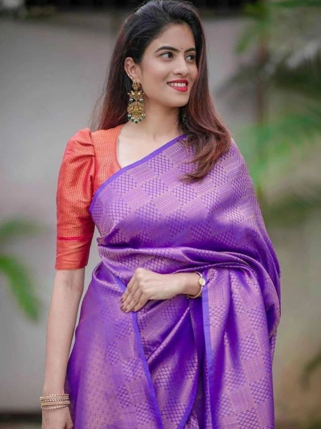 revika Woven Design Art Silk Designer Kanjeevaram Saree thumbnail 4