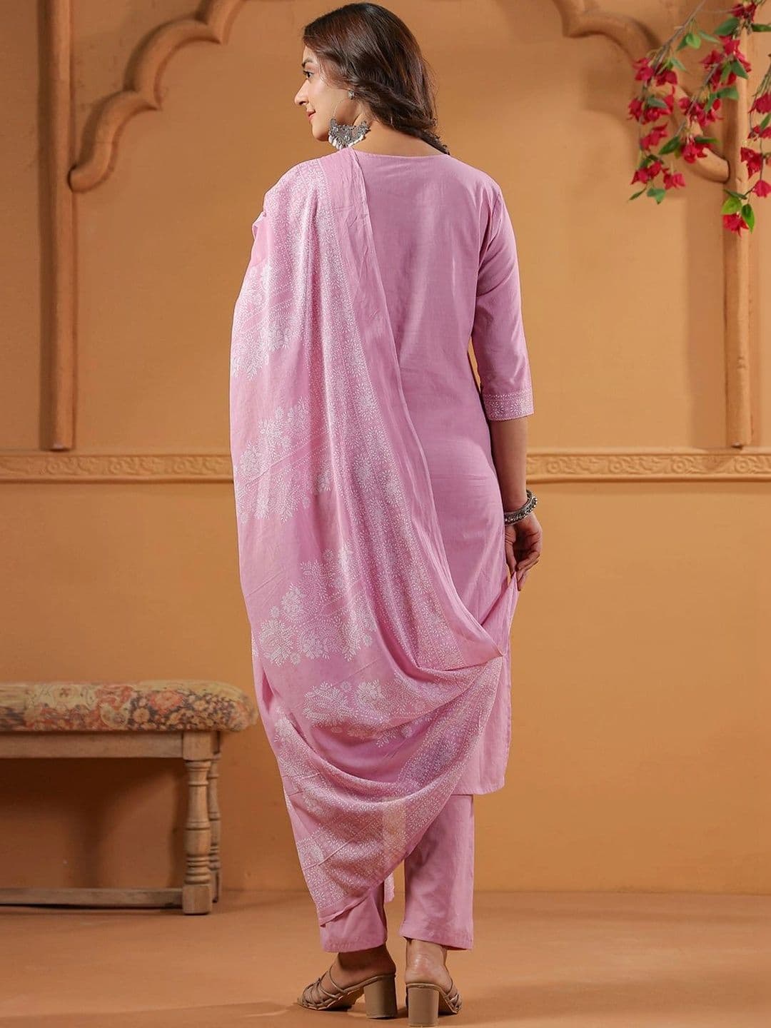Misaina Women Ethnic Motifs  Pure Cotton Kurta with Trousers & With Dupatta thumbnail 4