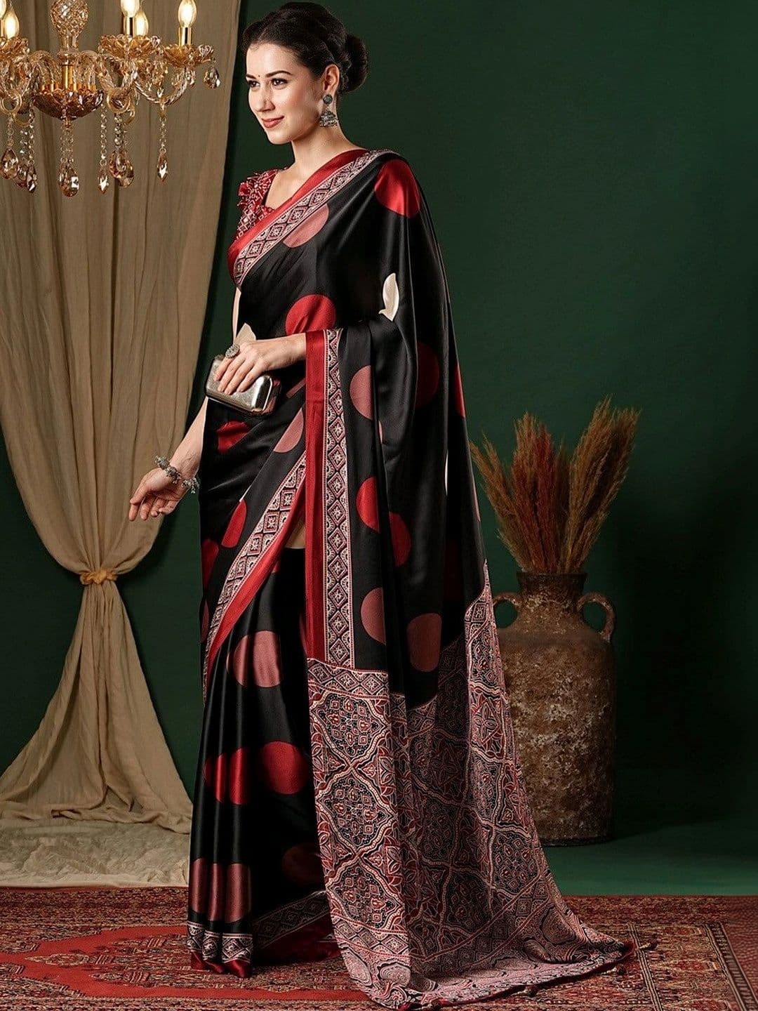 NKV Floral Mirror Work Silk Blend Heavy Work Mysore Silk Saree thumbnail 6