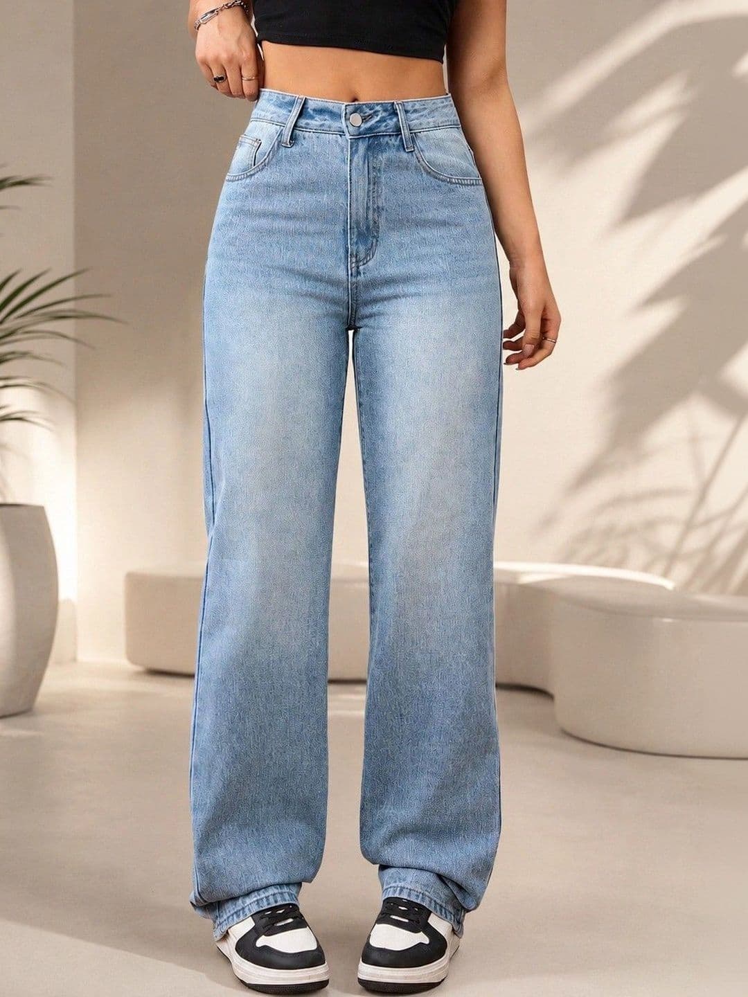 DENIMLOOK Women High-Rise Light Fade Jeans thumbnail 2