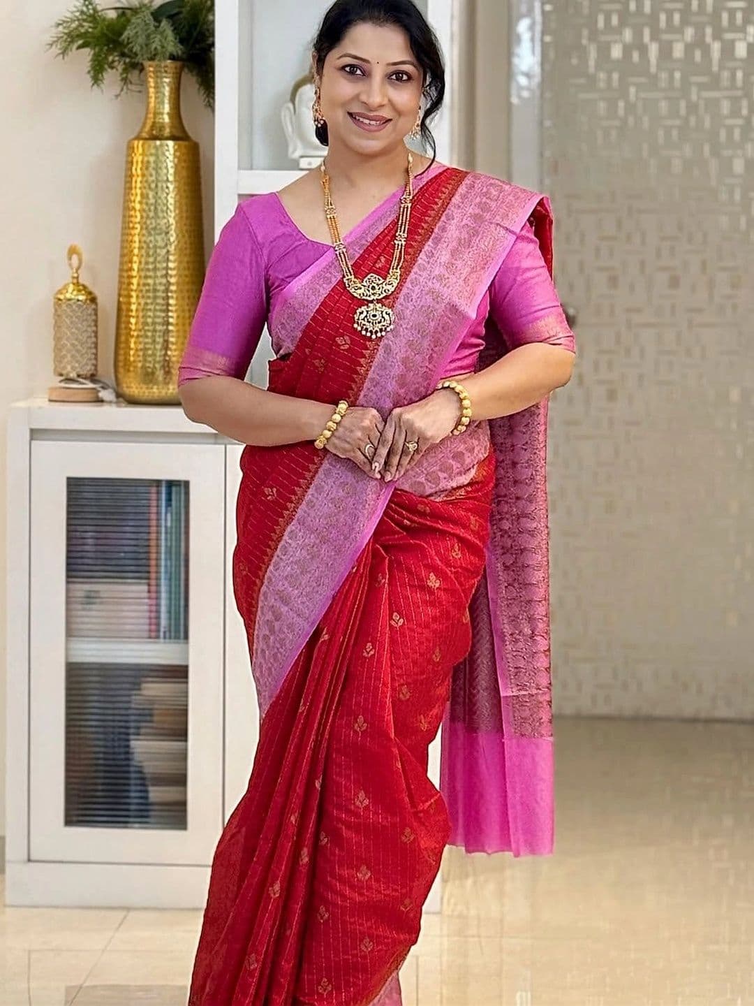 HERE&NOW Woven Design Zari Silk Blend Banarasi Saree - view 1